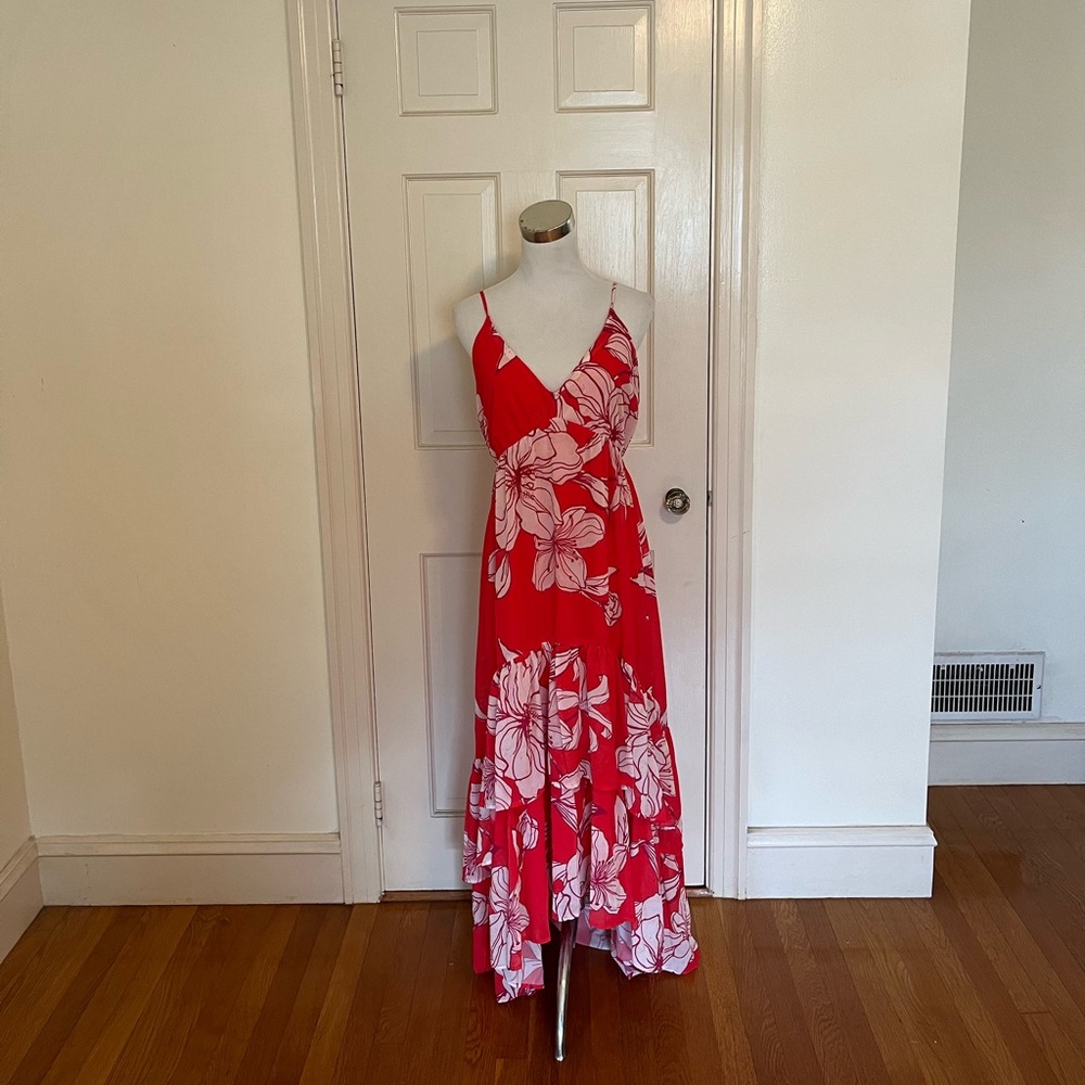 A. Calin by flying tomatoes Red Chiffon Floral Hi - Low Tiered Maxi Dress Sz M